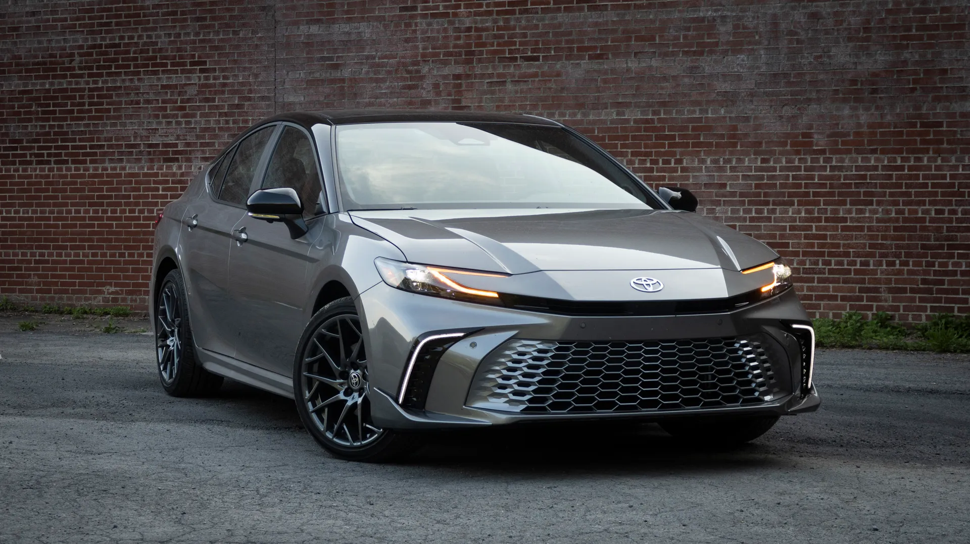 exterior-2025-Camry-img_8219